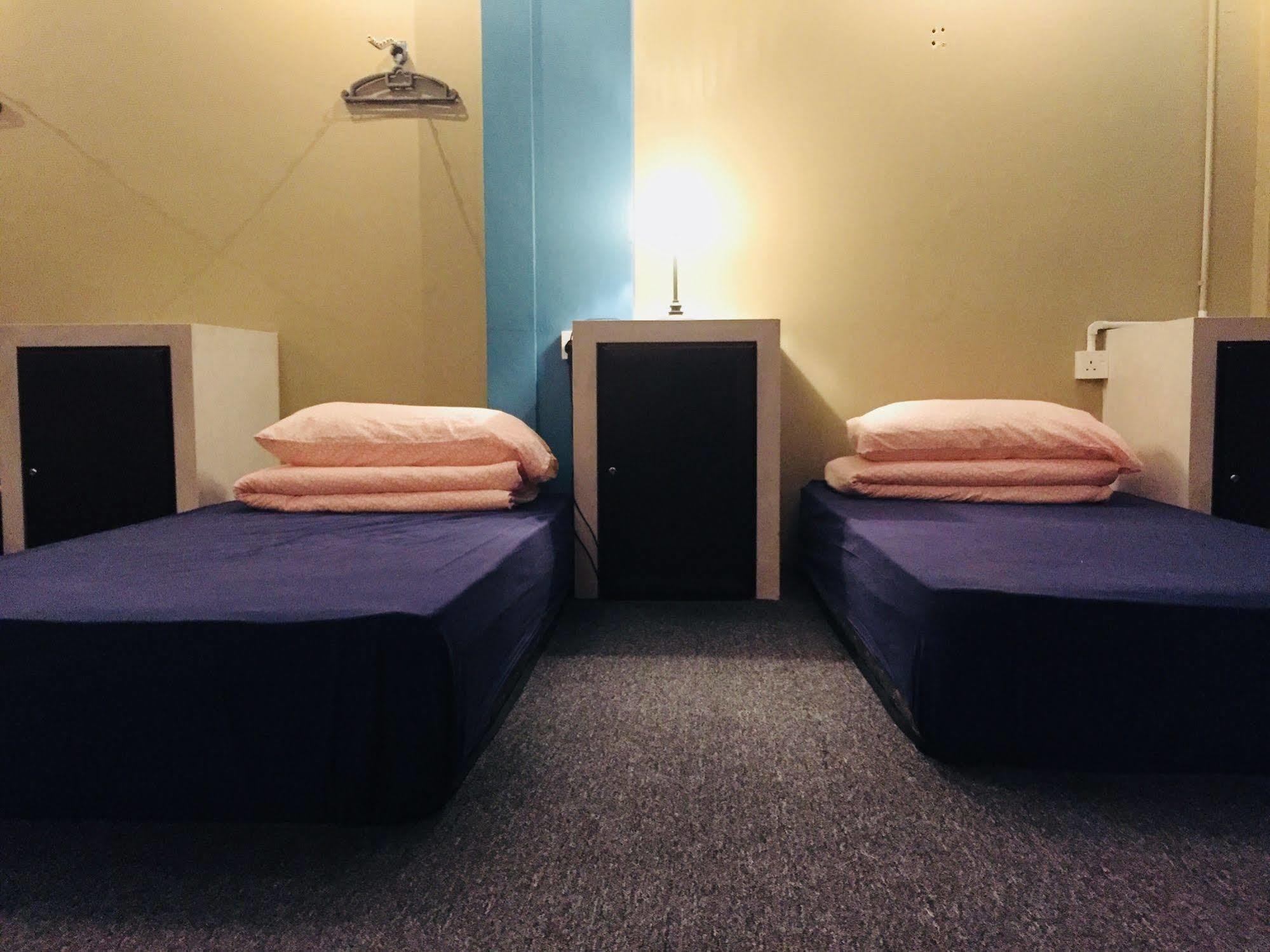 Olive Flashpackers, Melaka Экстерьер фото